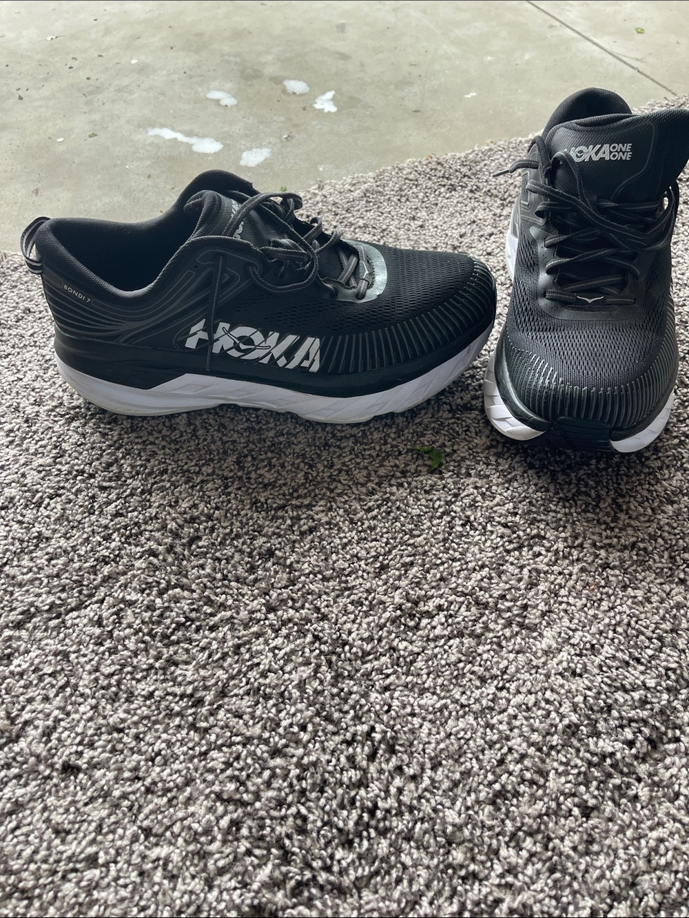 HOKA ONE ONE M BONDI 7  Men’s size  11 2E